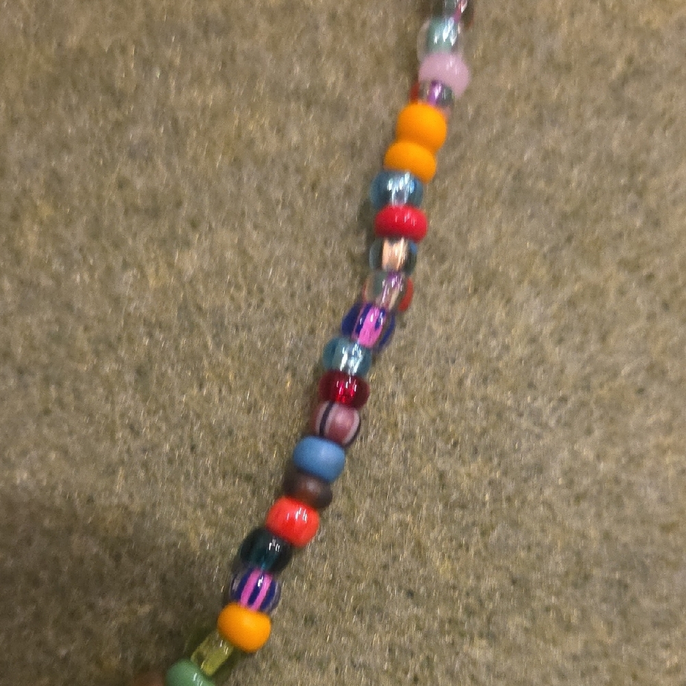 Multicolor Beaded Necklace - Picture 4 of 11